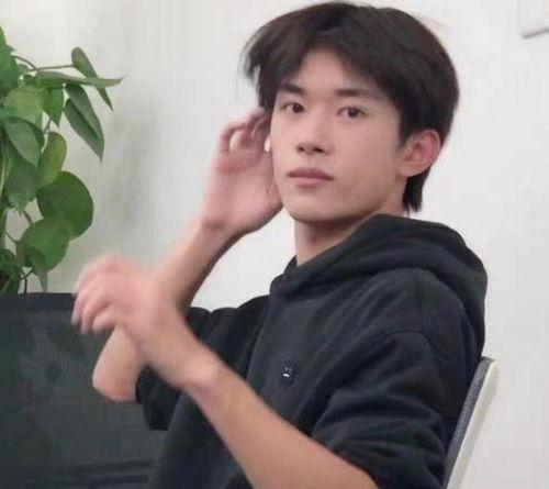 吃瓜娱乐圈易烊千玺,娱乐圈的瓜中明星